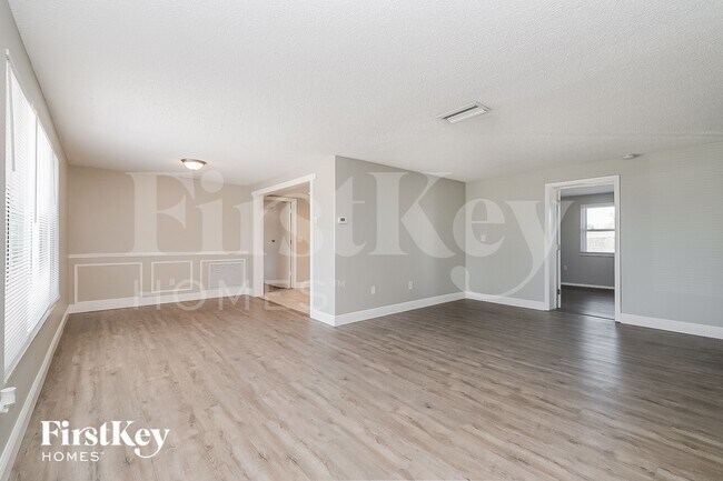 Building Photo - 3641 Windham Dr