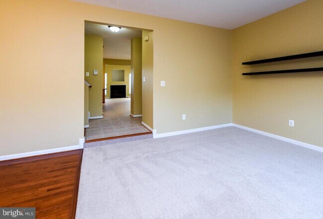 Building Photo - 1551 Falling Brook Ct