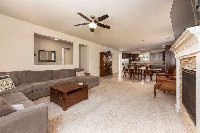Building Photo - Upgraded 3 bed 2 ba 1862 sq. ft. w/ 2 car ...