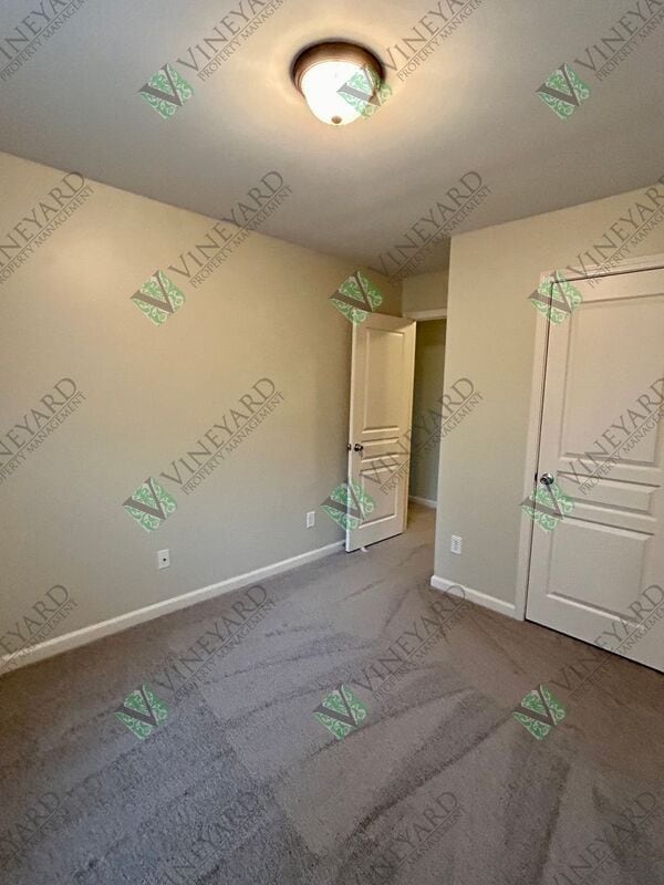 Building Photo - 6130 Elmshorn Way