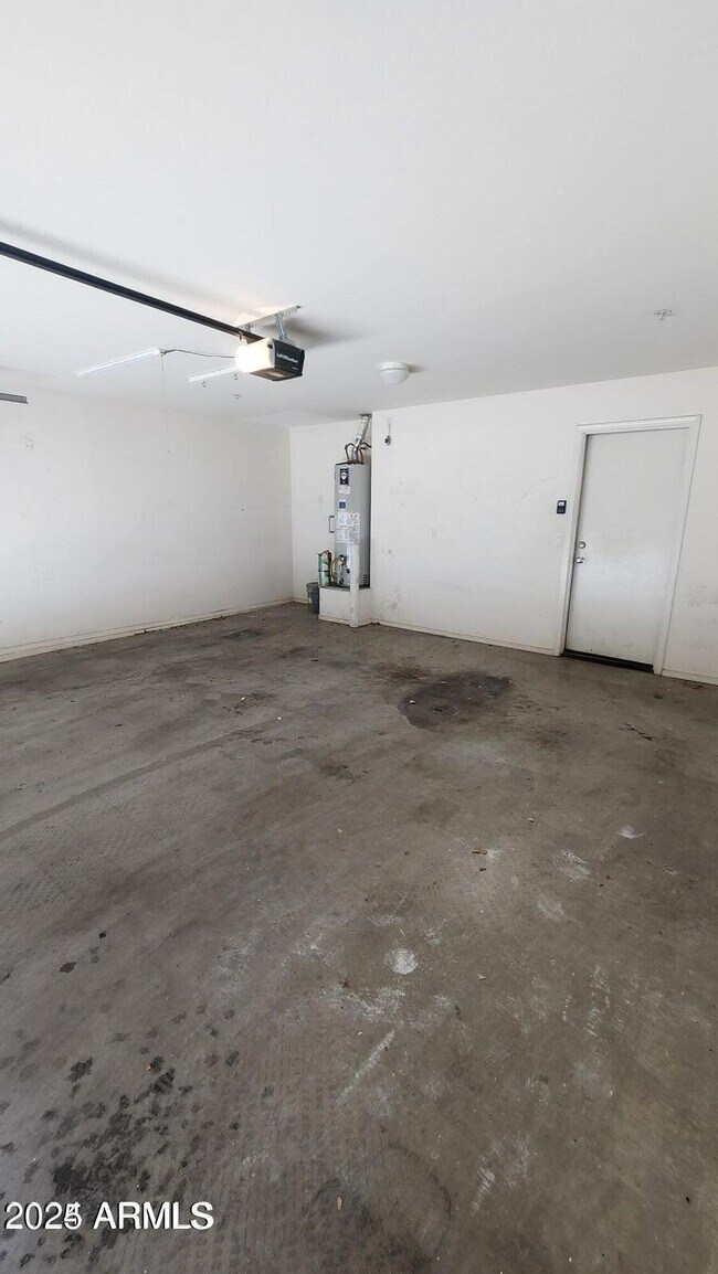 Building Photo - 2858 E Megan St