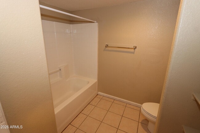 Building Photo - 1099 W Flint St