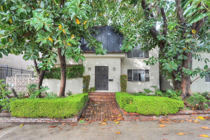 Building Photo - 331 S Reeves Dr