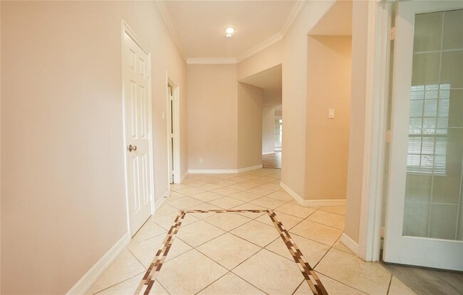 Building Photo - 14106 Glen Canon Ln