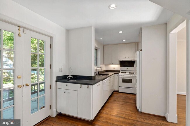 Building Photo - 4849 Rodman St NW