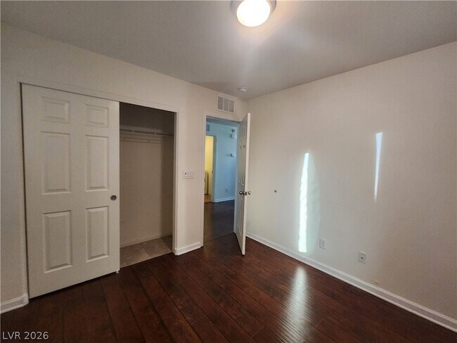 Building Photo - 8956 Medford Hills Ct