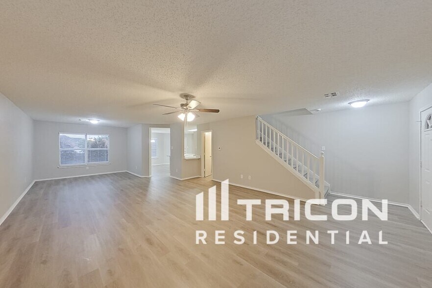Building Photo - 2208 Capstan Dr