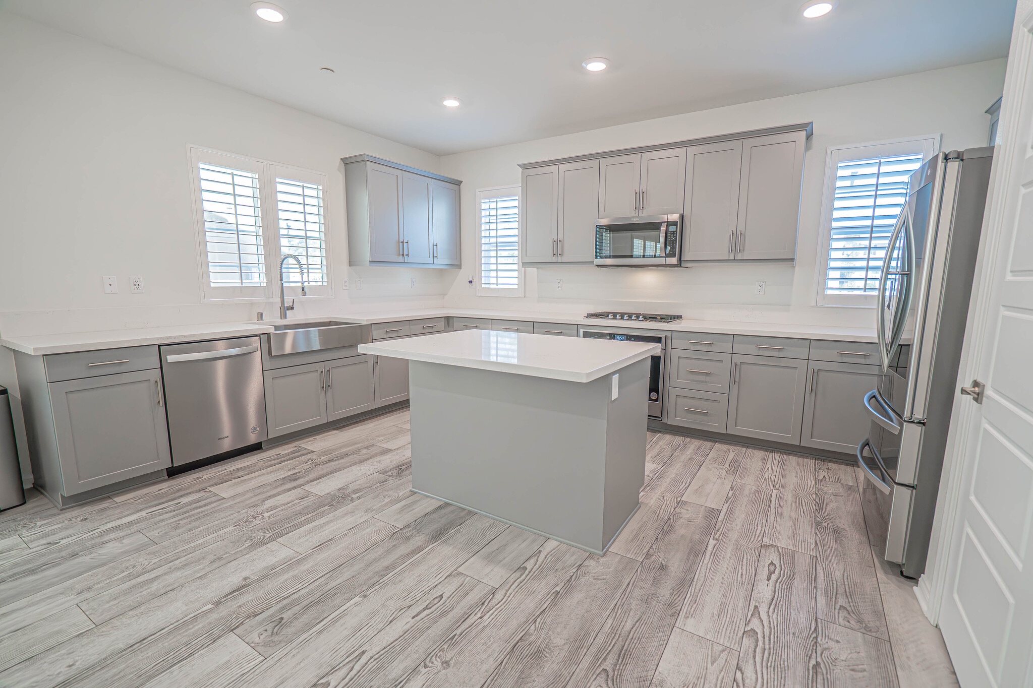 Building Photo - 17047 Zion Dr