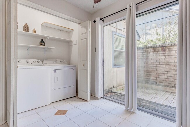 Building Photo - 3518 Pecan Point Dr