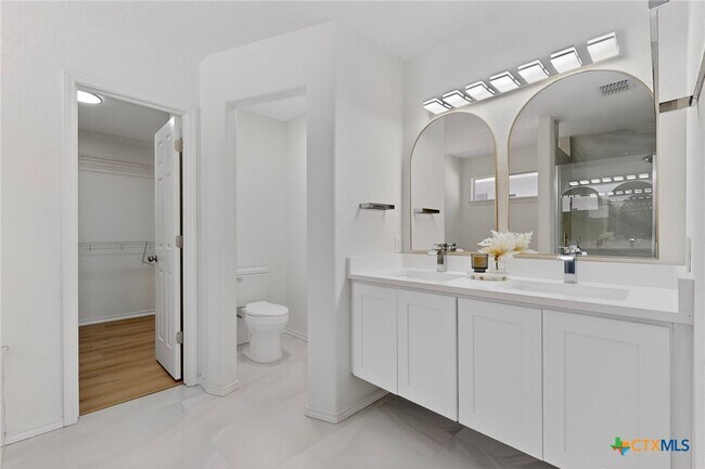 Building Photo - 7306 Concerto Dr