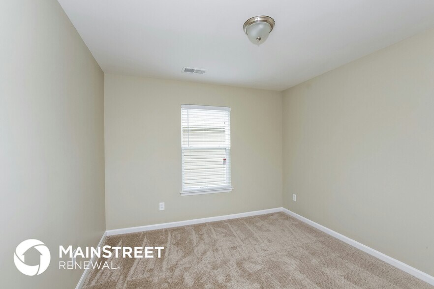 Building Photo - 619 Mountain Quail Dr