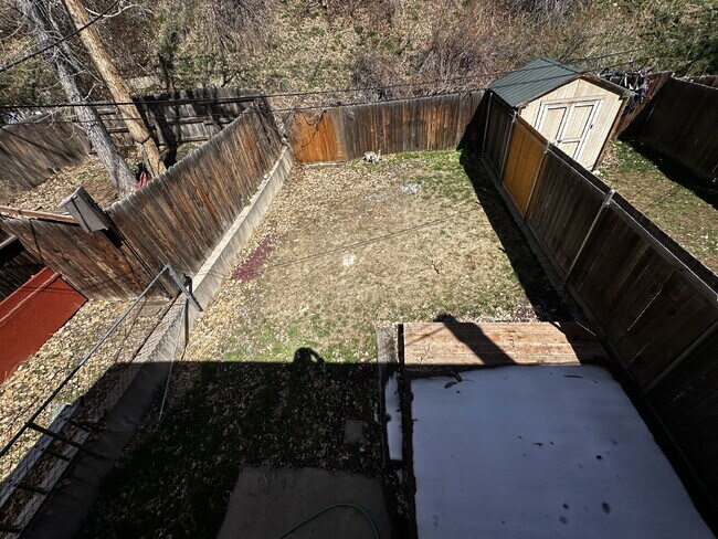 Building Photo - "Charming 2-Bed Retreat with Hardwood Floors in Golden, CO!"