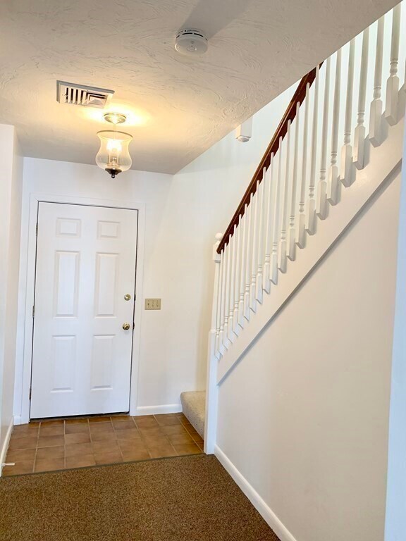 Building Photo - 112 Beacon Park Rd