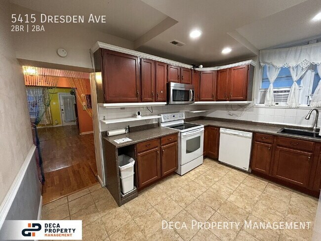 Building Photo - 5415 Dresden Ave