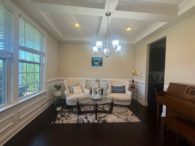 Building Photo - 11215 Streamwood Ln NW