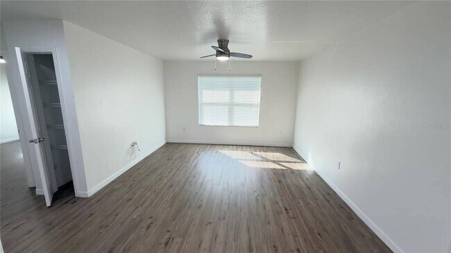 Building Photo - 2255 Sheboygan Pl