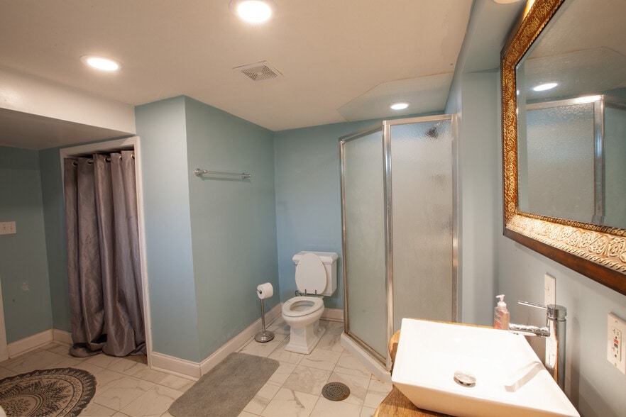 Building Photo - 4105 A St