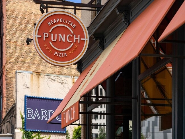 Building Photo - 20 NE 2nd St