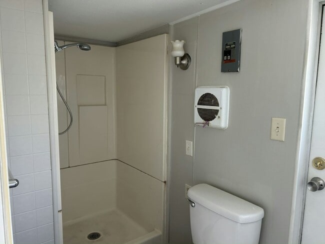 Building Photo - 17031 US-301