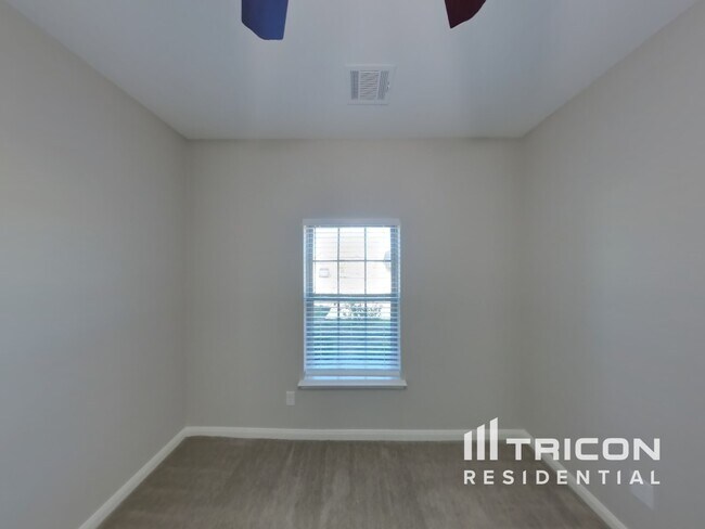 Building Photo - 1517 Millennium Dr