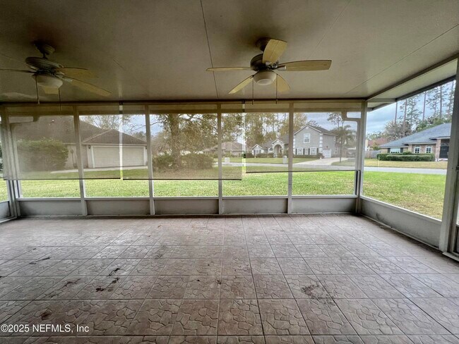 Building Photo - 1455 Silver Bell Ln