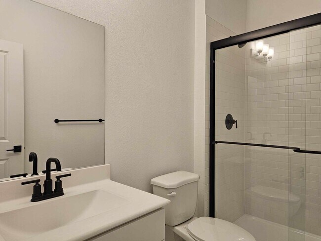 Building Photo - 8438 Tranquil Bay Ct