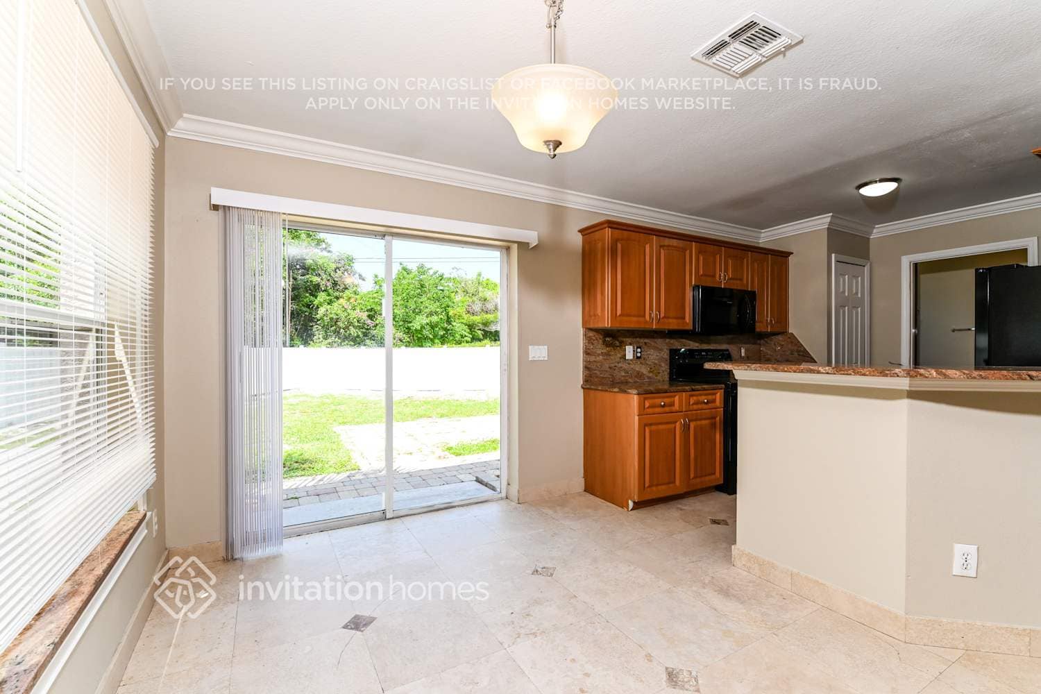 Building Photo - 26880 Silverado E Dr