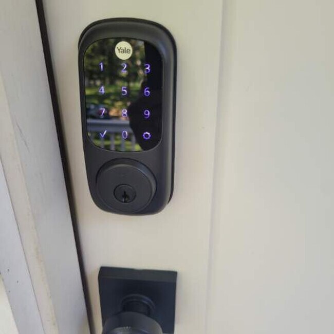 Building Photo - 17035 9th Ave N