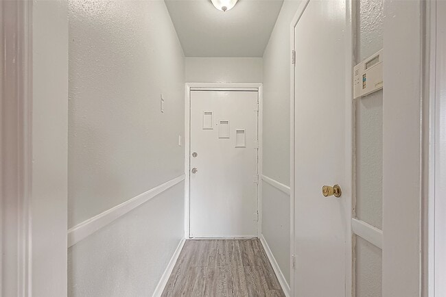 Building Photo - 5646 Cedarburg Dr