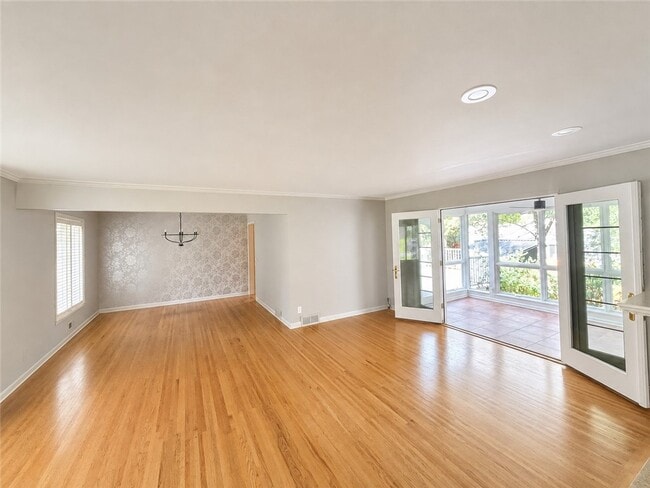Building Photo - 20 Briar Patch Rd