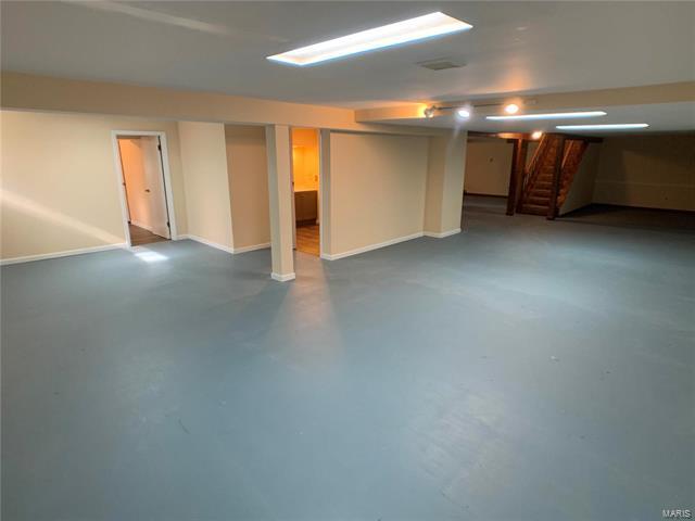 Building Photo - 13290 Kenroyal Dr
