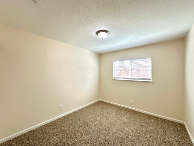 Building Photo - Foothill Villages