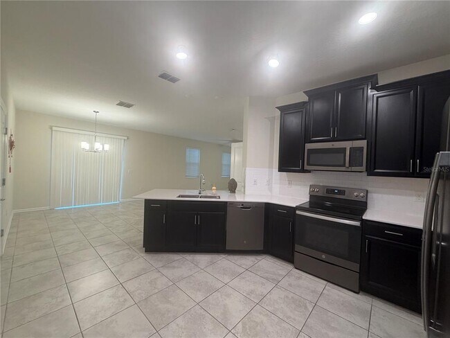 Building Photo - 8513 Golf Wy