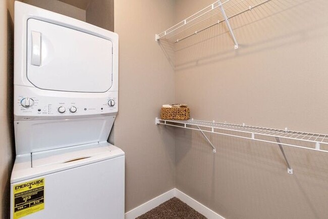 Building Photo - $1,595| 2 Bedroom, 2 Bathroom Condo | Pet Friendly* | Available for December 1st, 2025 Move In!*