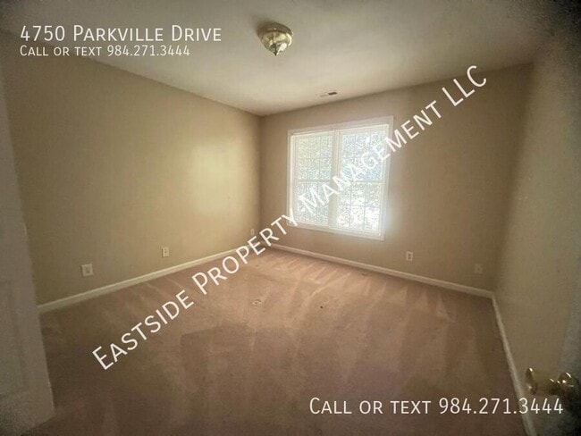 Building Photo - 4750 Parkville Dr