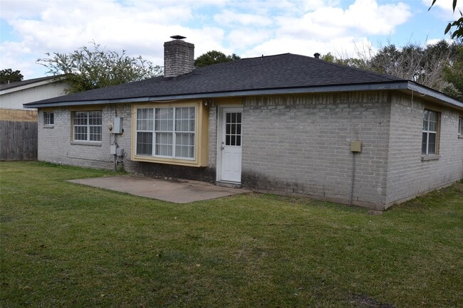 Building Photo - 10538 Long River Dr