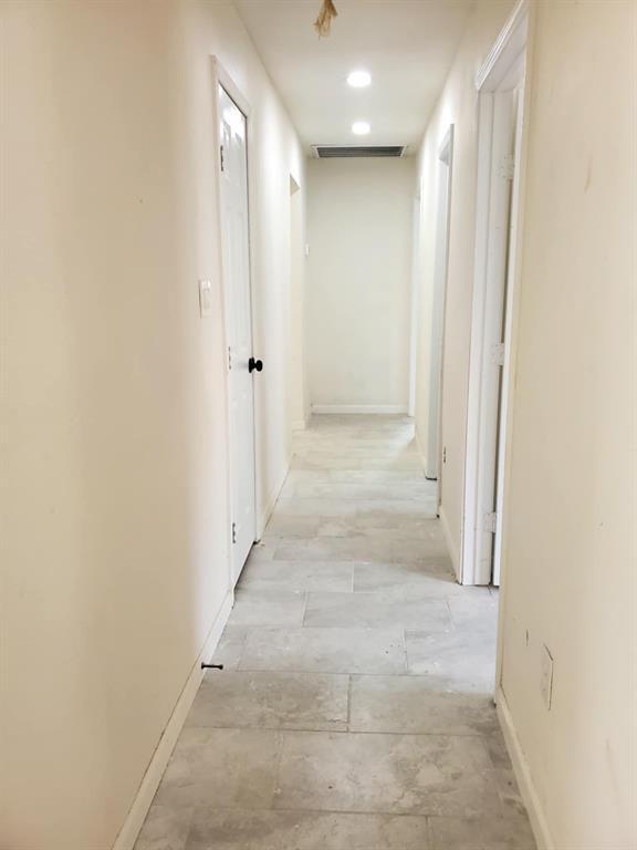 Building Photo - 22019 Kenchester Dr