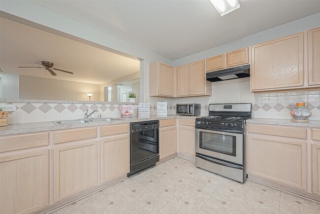 Building Photo - 3727 Morning Cove Ln