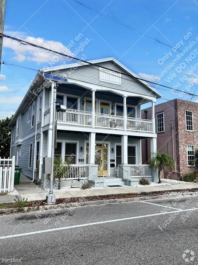 Building Photo - 2 br, 2 bath 4plex - 2006 E 4th Ave B B