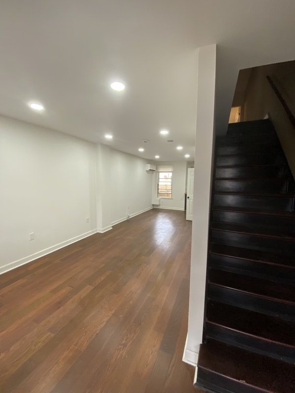 Building Photo - 423 N Highland Ave