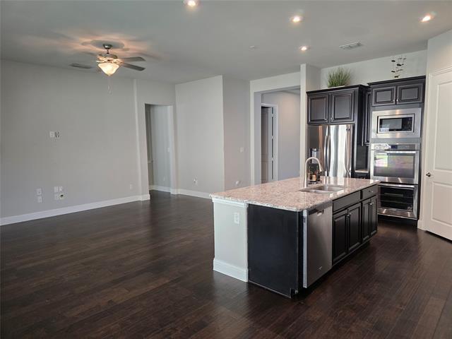 Building Photo - 5888 Austin Waters