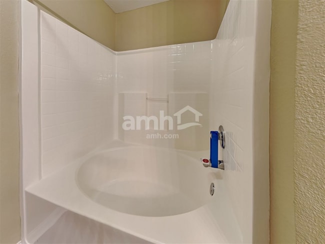 Building Photo - 4704 Ashfield Dr