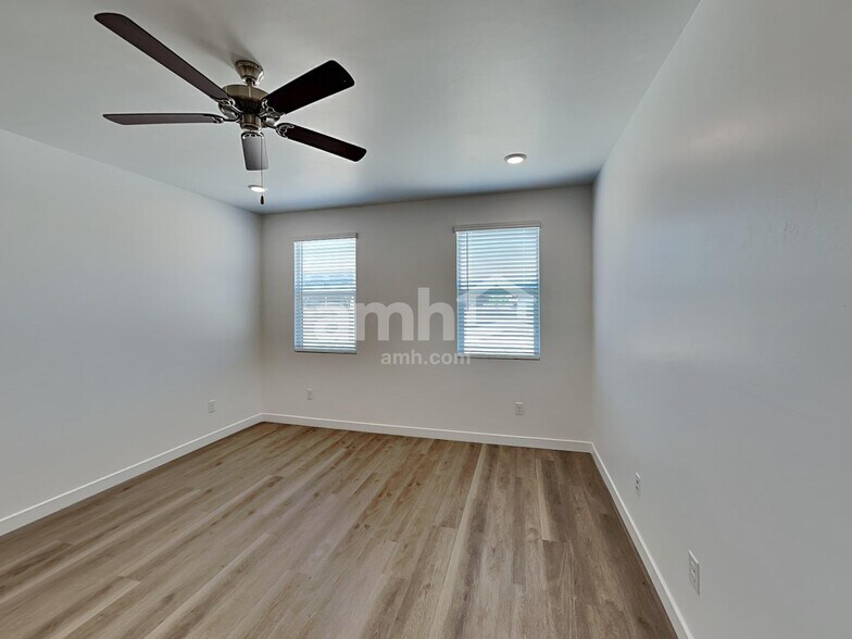 Building Photo - 13098 Mustang Crossing Rd