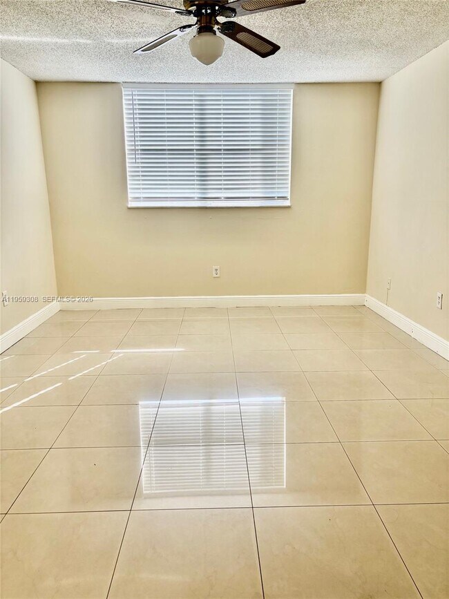 Building Photo - 1800 SW 81st Ave