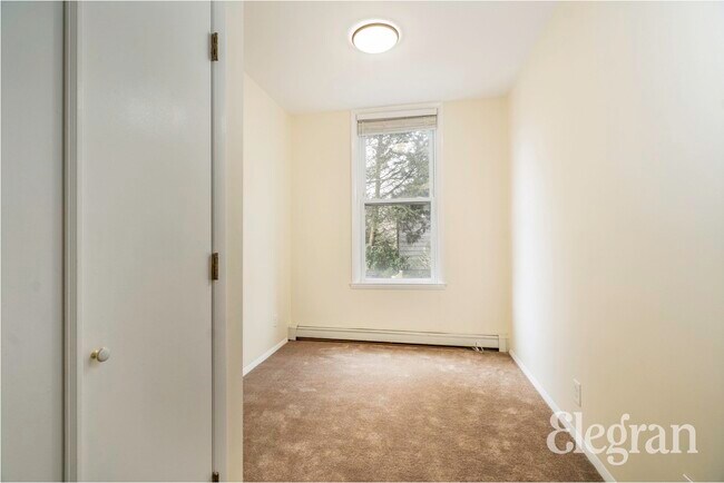 Building Photo - 71 Fowler Ave