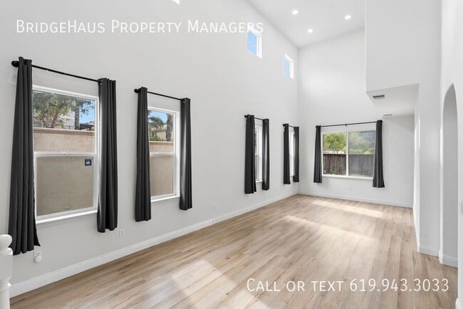 Building Photo - 1048 Sunset Crossing Point