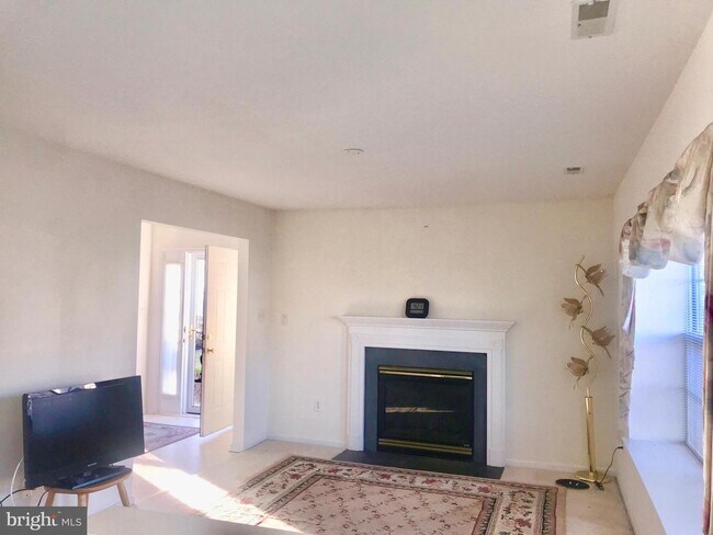Building Photo - 2604 Delancey Way