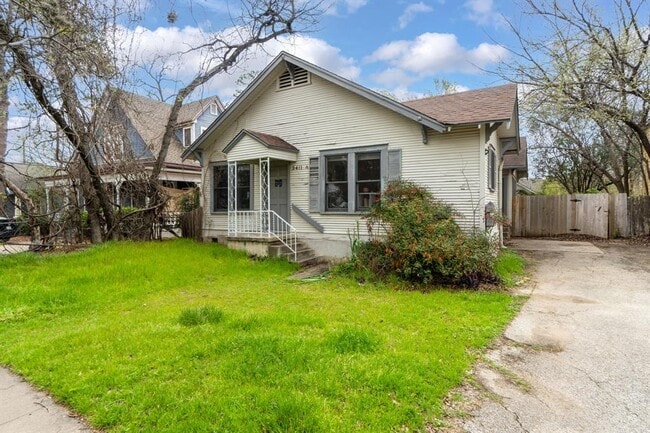 Building Photo - 3411 Cedar St