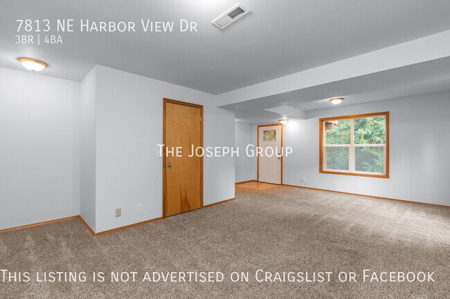 Building Photo - 3-bedroom, 3.5-bathroom charmer in Poulsbo!
