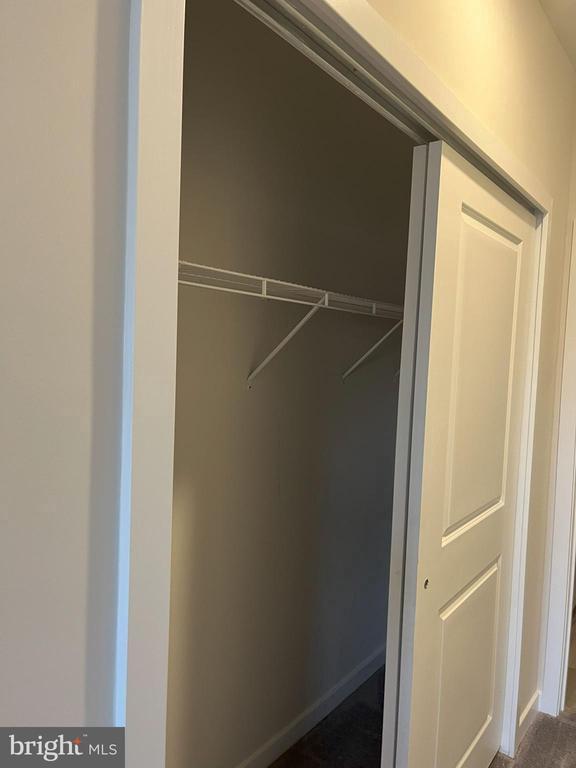 Building Photo - 777 Platinum Dr